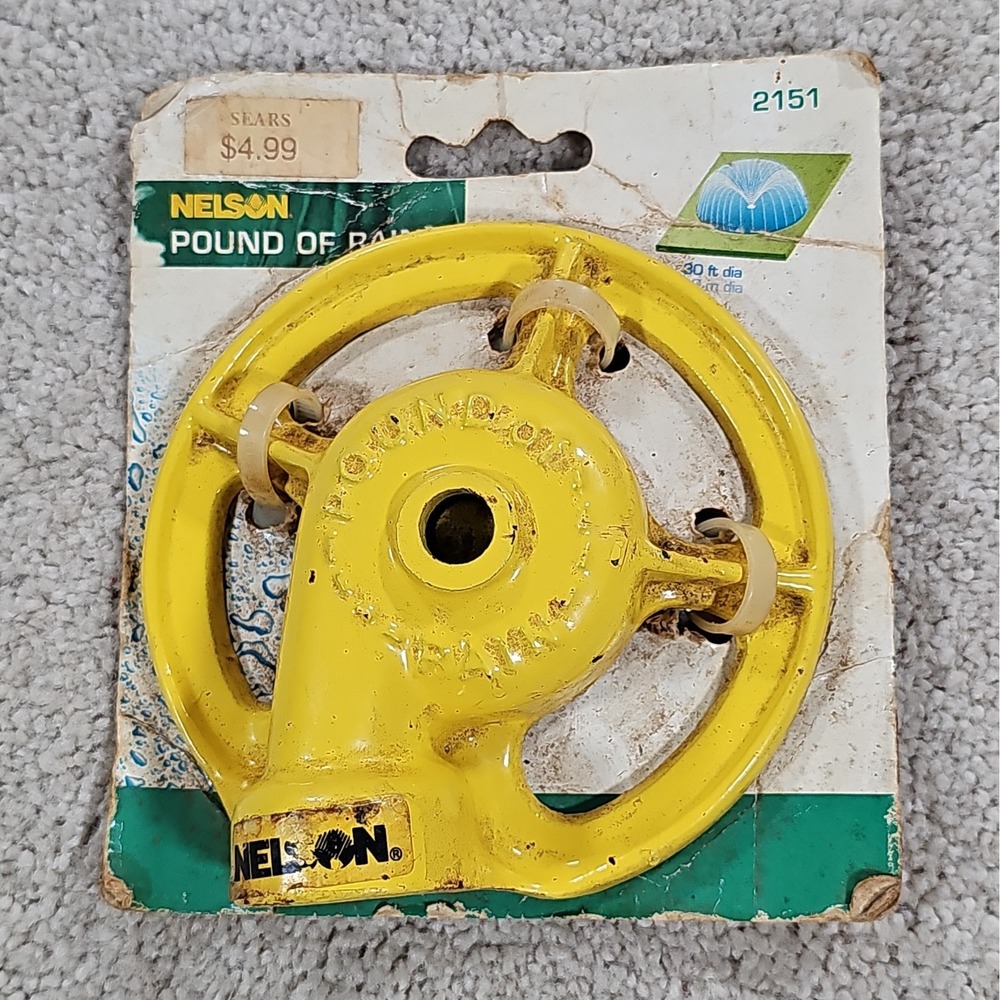 VTG Nelson "Pound of Rain" Yellow Cast Iron Stationary Lawn Sprinkler NIB